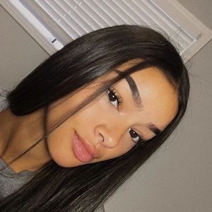 Meet your Posher, Sindy